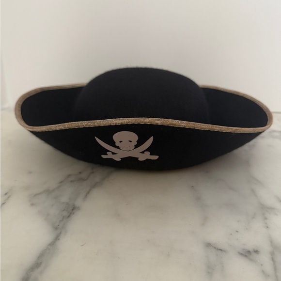 Leg Avenue Red Pirate Halloween Costume with Hat and Hook/Size Small - Picture 16 of 16